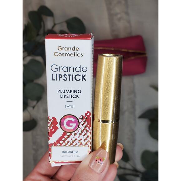 Grande Cosmetics Blush, Lipstick and Bag Bundle - Picture 3 of 14